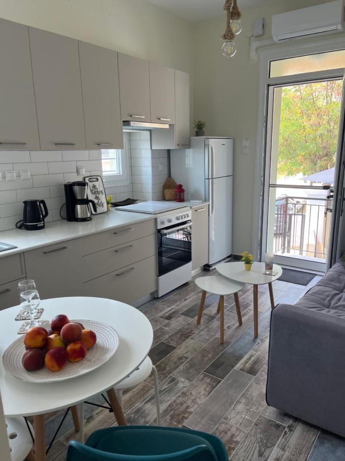 1922 Historic House Apartment