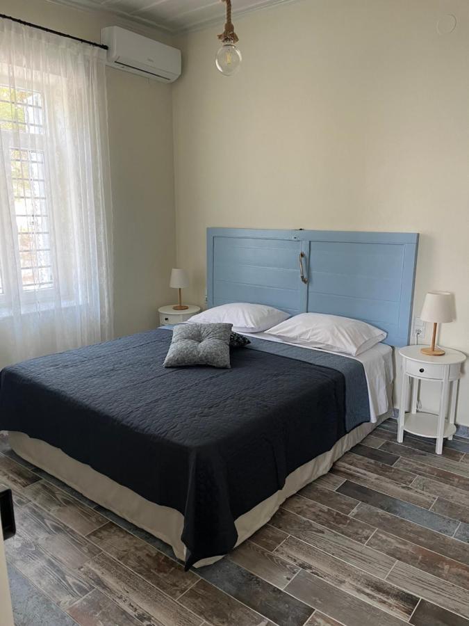 Apartment 1922 Historic House *